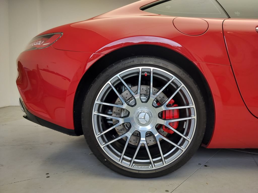 Used 2018 Mercedes-Benz AMG GT S image 28
