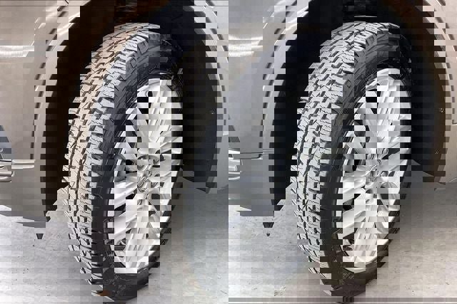 Used 2019 Buick Envision Premium image 33