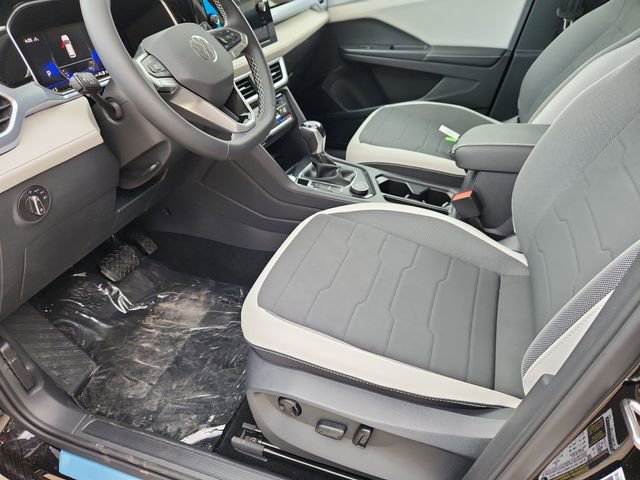 New 2025 Volkswagen Taos SE AWD/4WD image 7