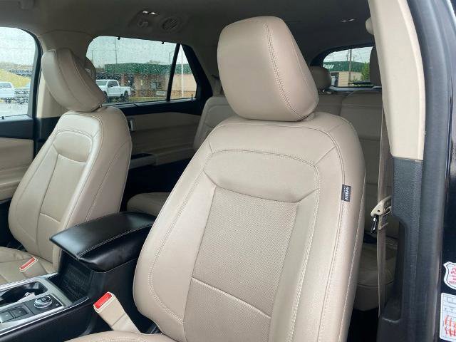 Certified 2023 Ford Explorer Limited image 11