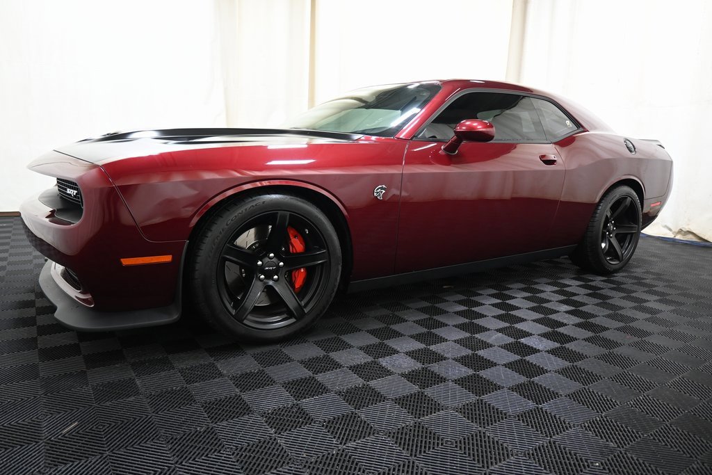 Used 2017 Dodge Challenger SRT Hellcat image 5