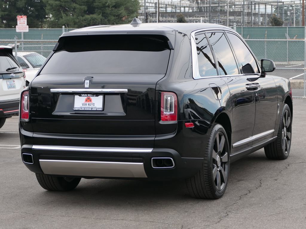 Used 2022 Rolls-Royce Cullinan image 4