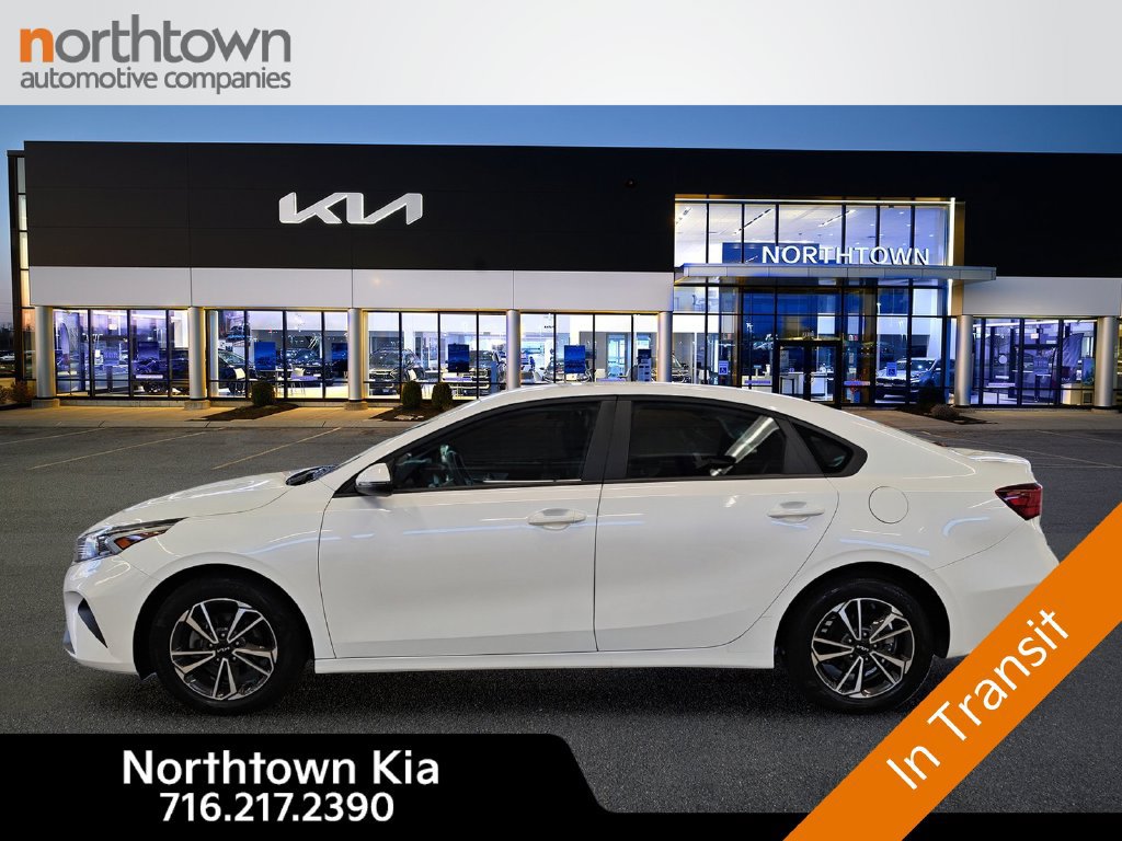 Certified 2024 Kia Forte LXS w/ LXS Technology Package FWD image 3