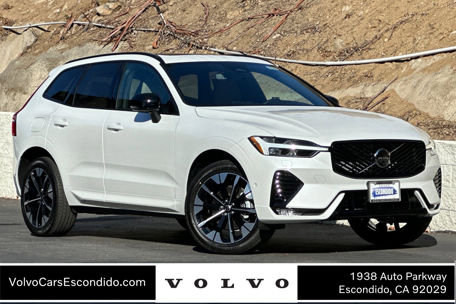 New 2026 Volvo XC60 B5 Plus w/ Climate Package image 1