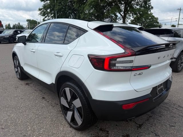 Certified 2023 Volvo C40 P8 Recharge Ultimate w/ Protection Package Premier AWD/4WD image 9
