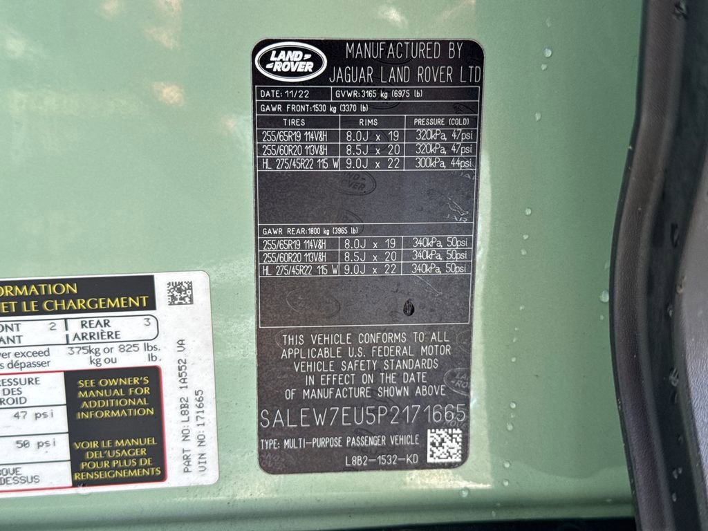 Used 2023 Land Rover Defender 110 75th Limited Edition image 33