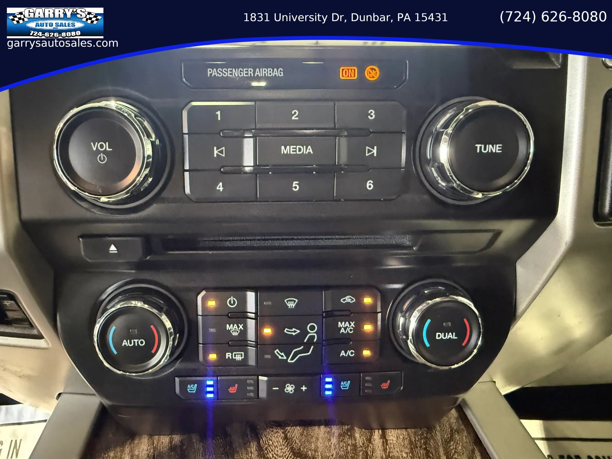 Used 2017 Ford F250 Lariat w/ Lariat Ultimate Package AWD/4WD image 20