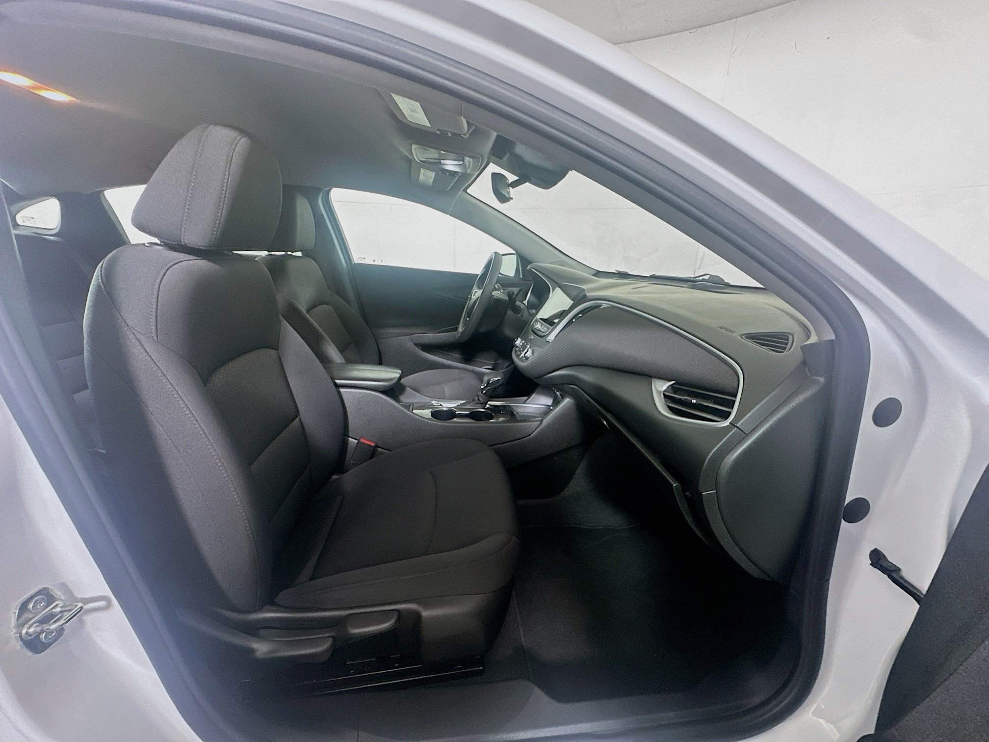 Used 2023 Chevrolet Malibu LT w/ Driver Confidence Package FWD image 29