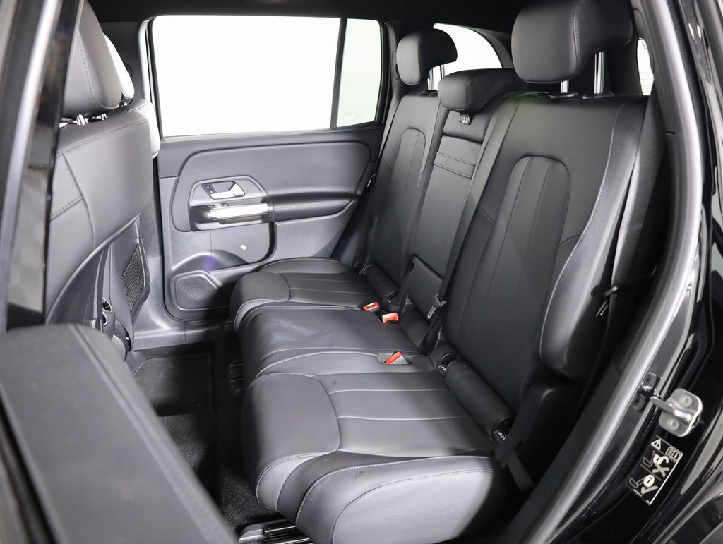 Certified 2025 Mercedes-Benz GLB 250 4MATIC image 39