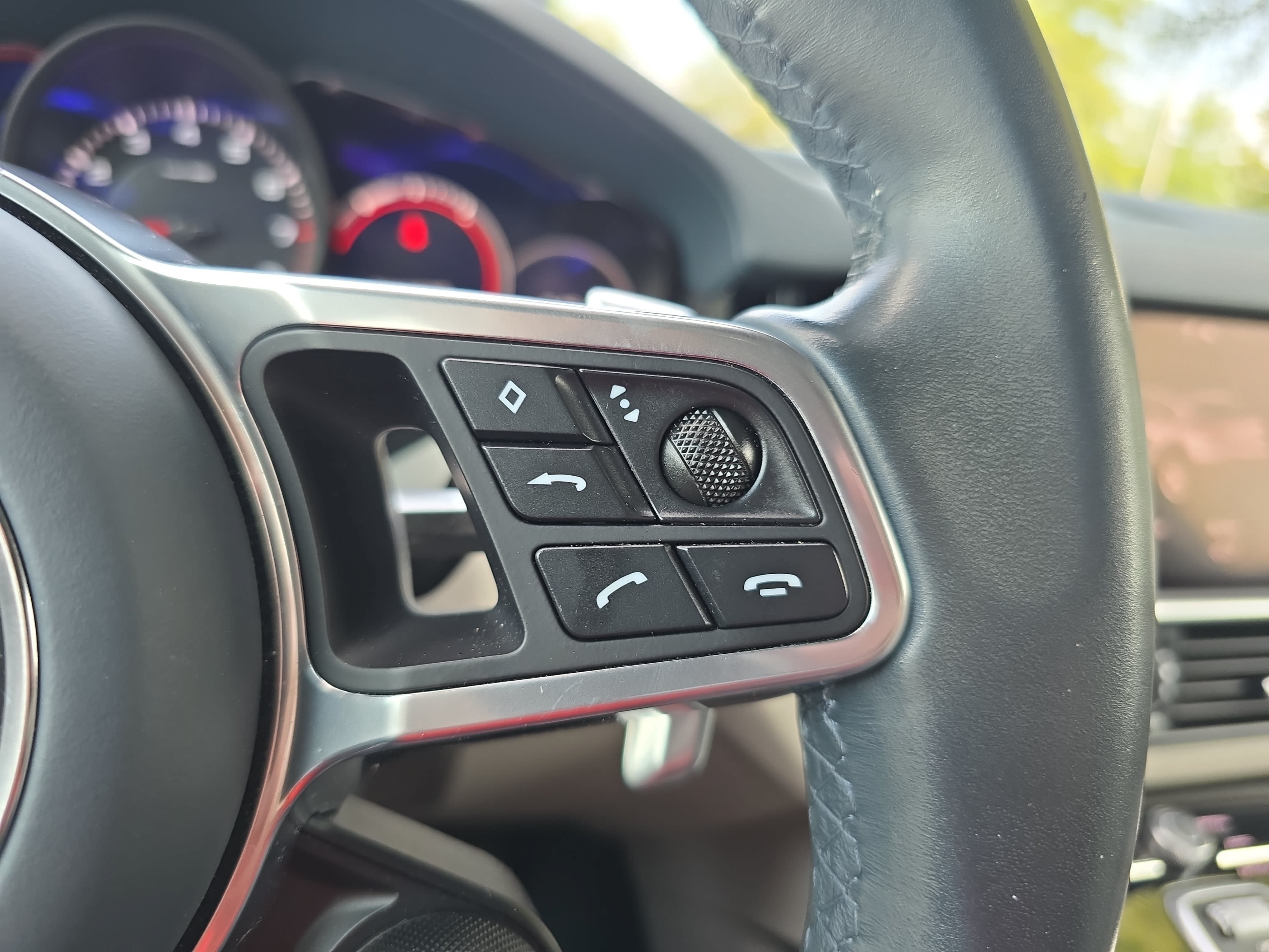 Used 2021 Porsche Cayenne Coupe AWD/4WD image 18