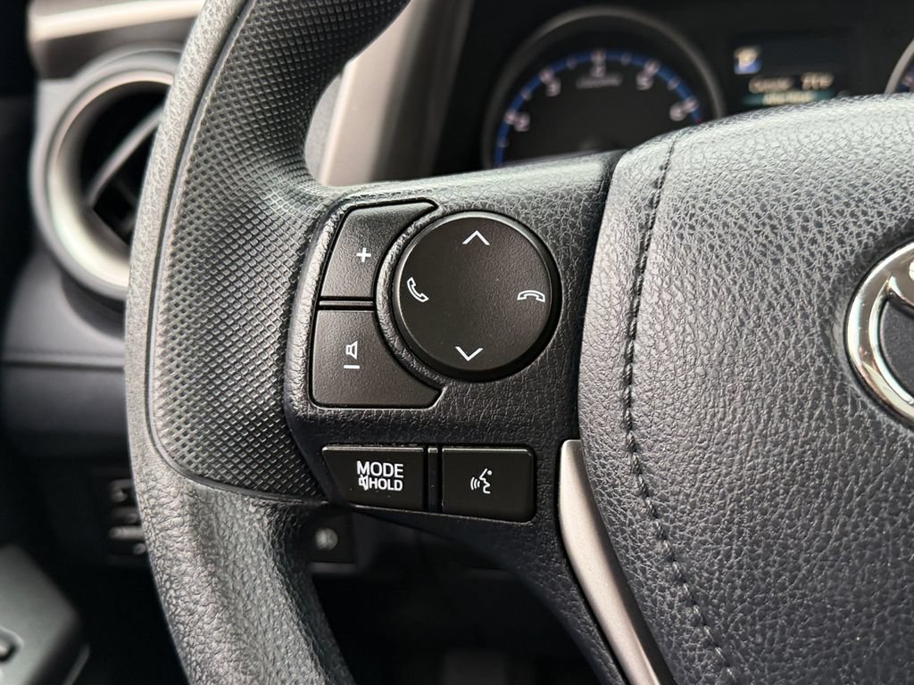 Used 2018 Toyota RAV4 LE w/ All Weather Liner Package AWD/4WD image 19