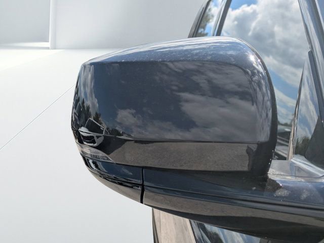 New 2025 Jeep Grand Cherokee L Limited w/ Black Appearance Package image 10