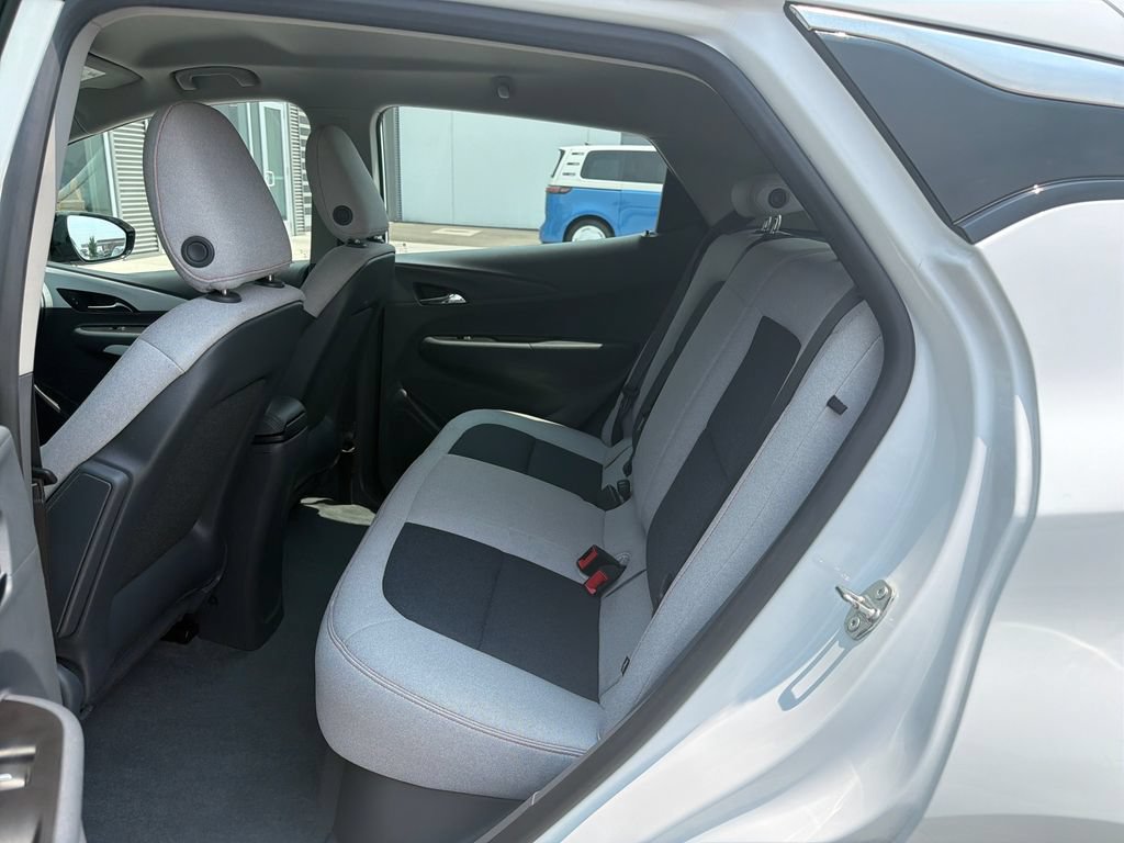 Used 2020 Chevrolet Bolt LT FWD image 12