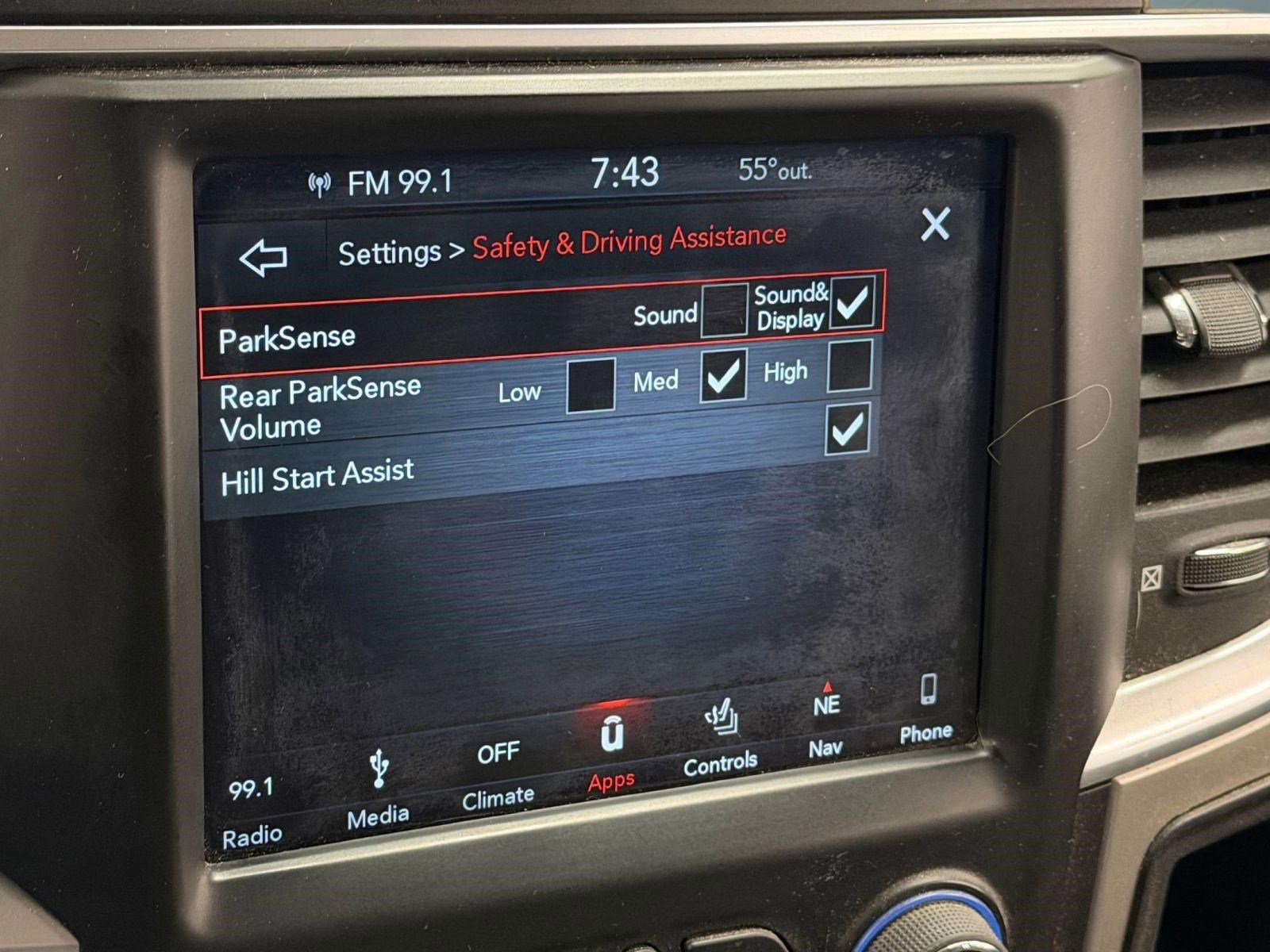 Used 2018 RAM 1500 Outdoorsman image 30