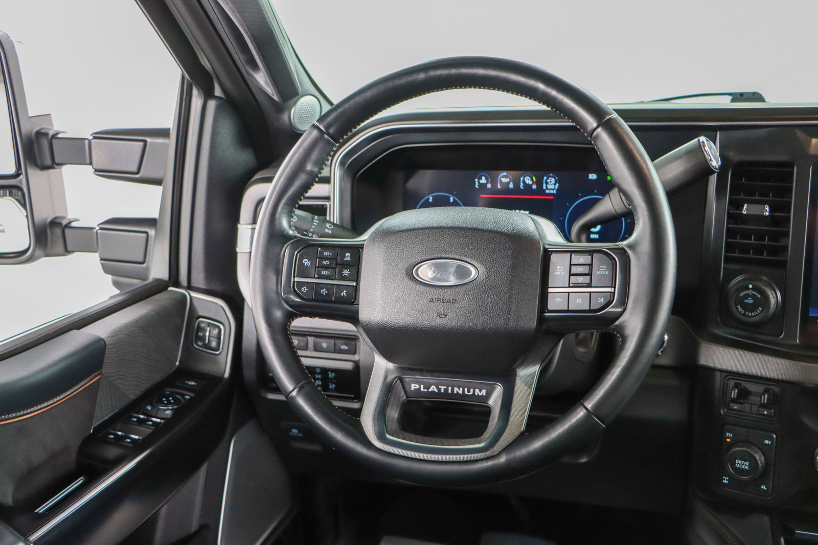 Used 2024 Ford F250 Platinum AWD/4WD image 13