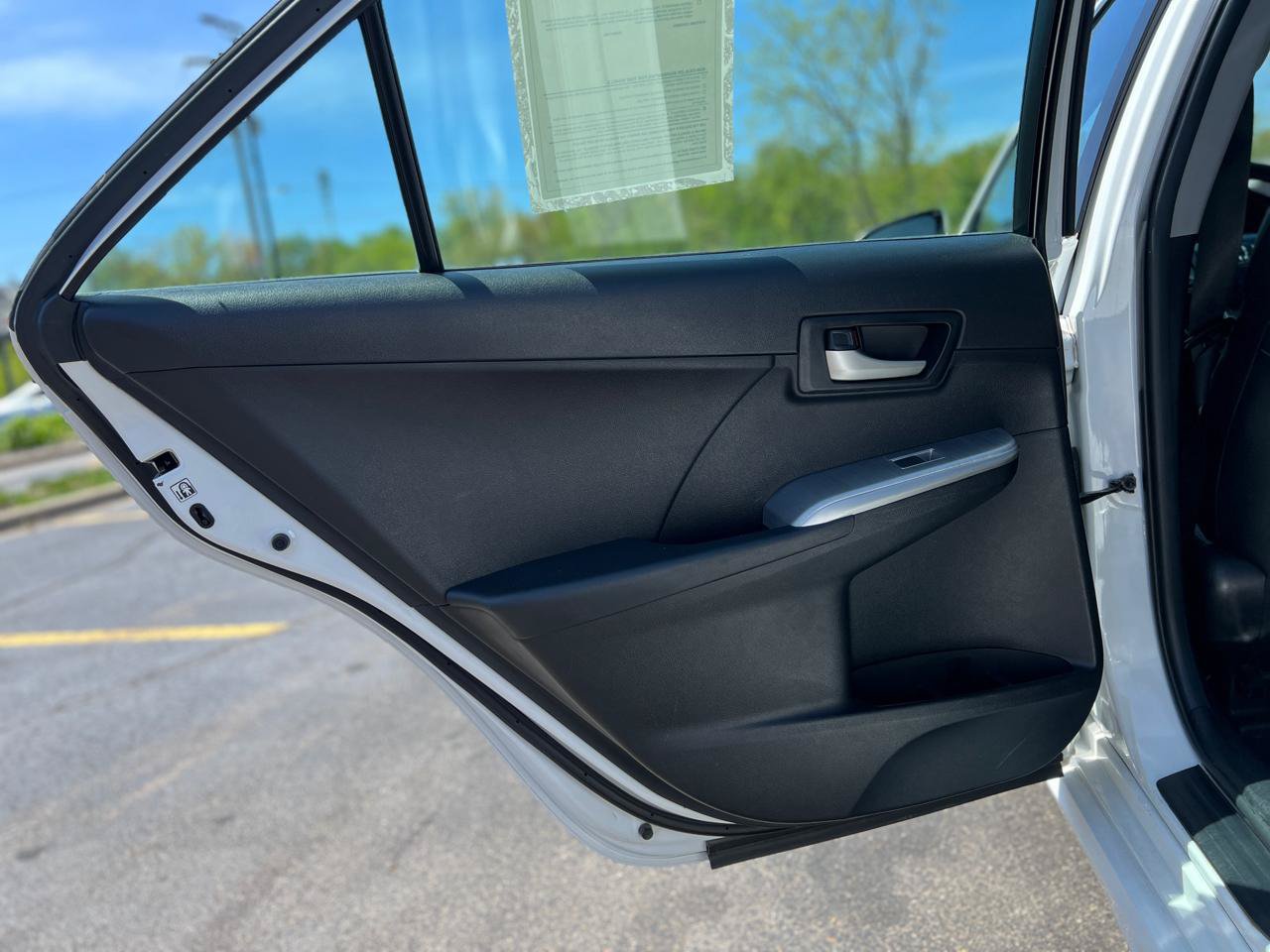 Used 2013 Toyota Camry SE FWD image 30