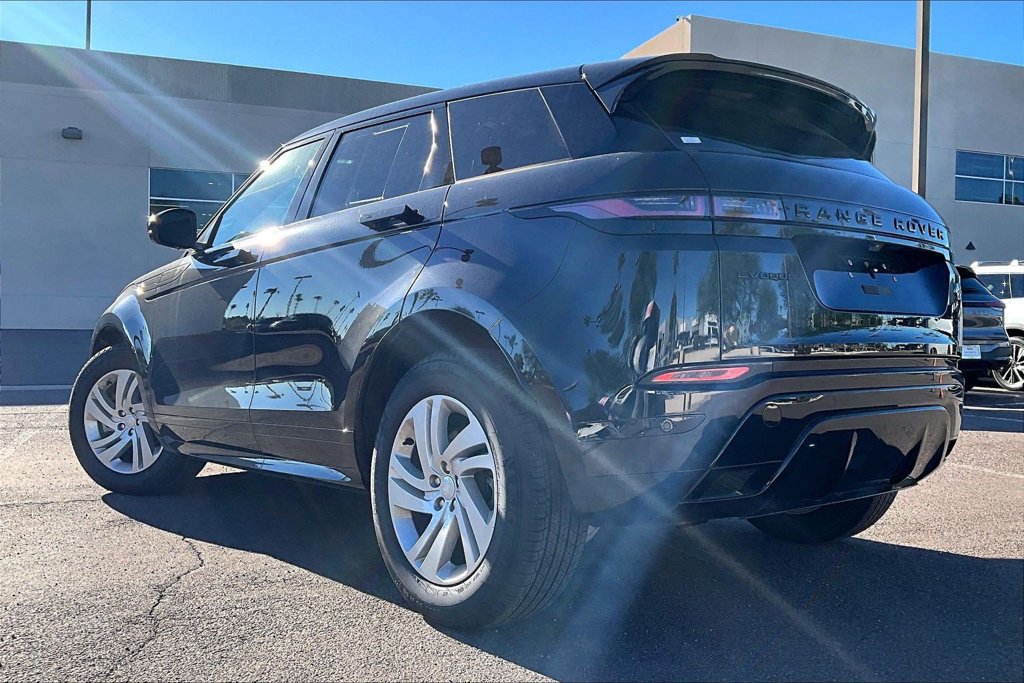 Used 2022 Land Rover Range Rover Evoque R-Dynamic S AWD/4WD image 4