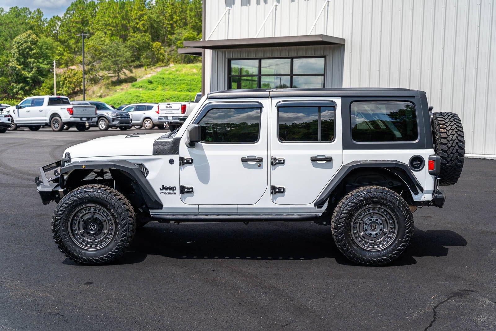 Used 2022 Jeep Wrangler Unlimited Sport AWD/4WD image 5