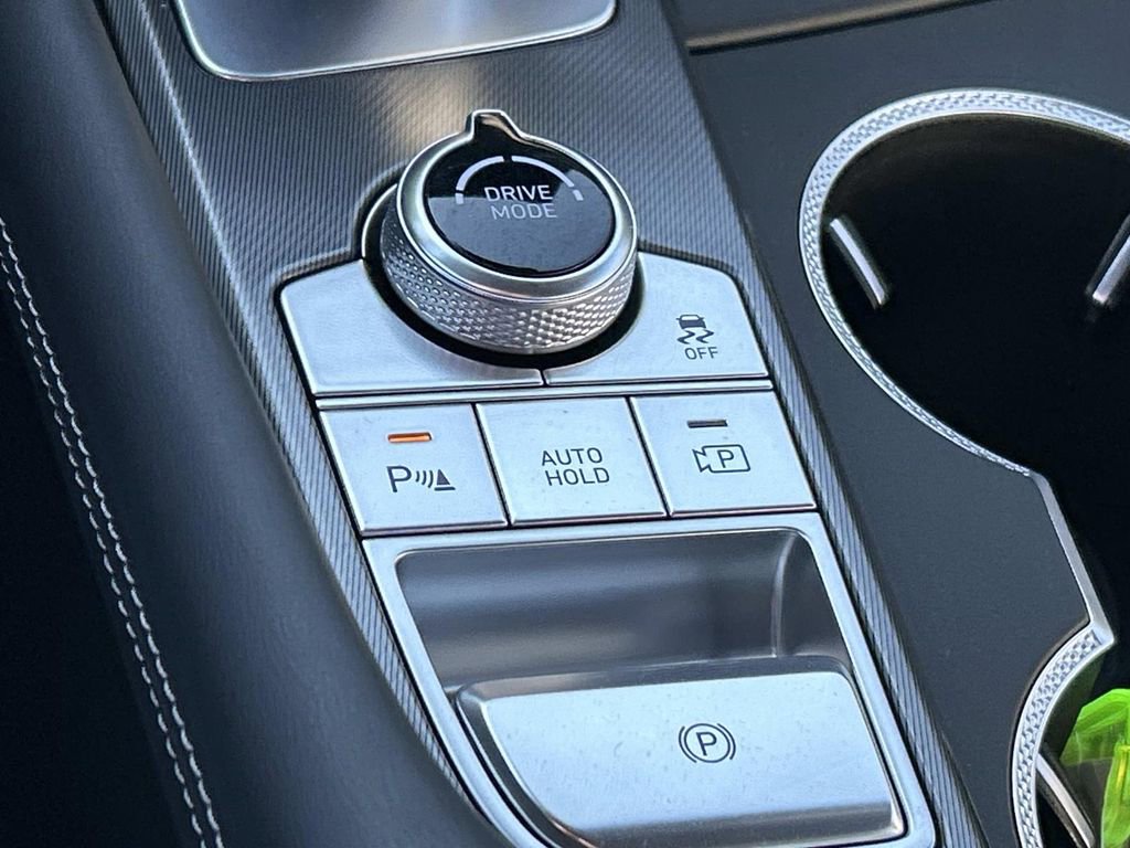 Used 2025 Genesis G70 3.3T Advanced w/ Sport Prestige Package image 34