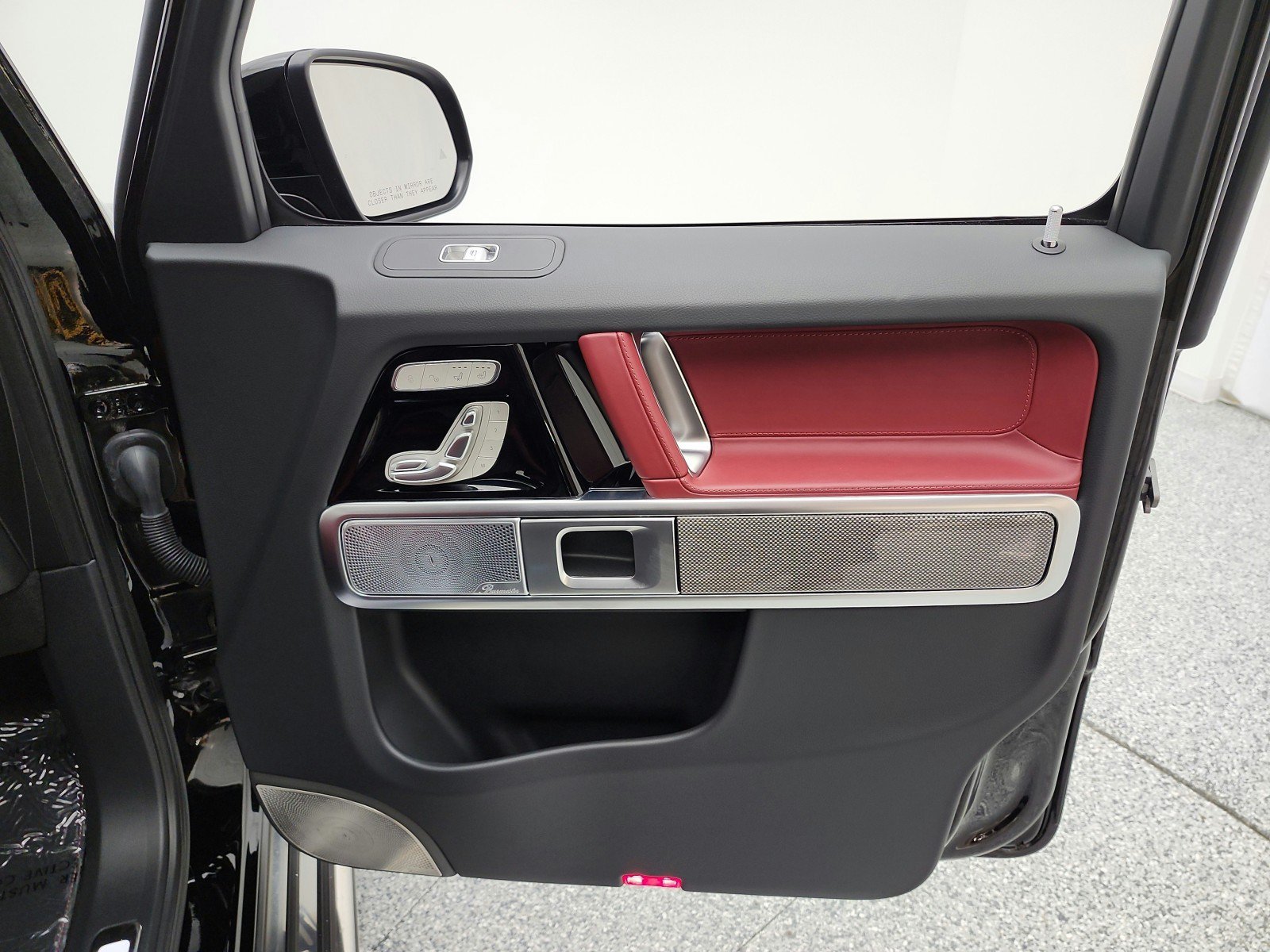 Used 2025 Mercedes-Benz G 550 image 21