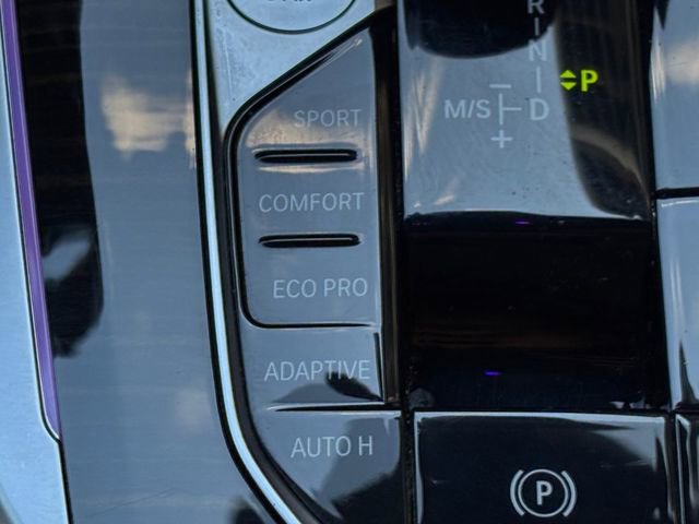 Used 2019 BMW X5 xDrive40i w/ Convenience Package AWD/4WD image 32