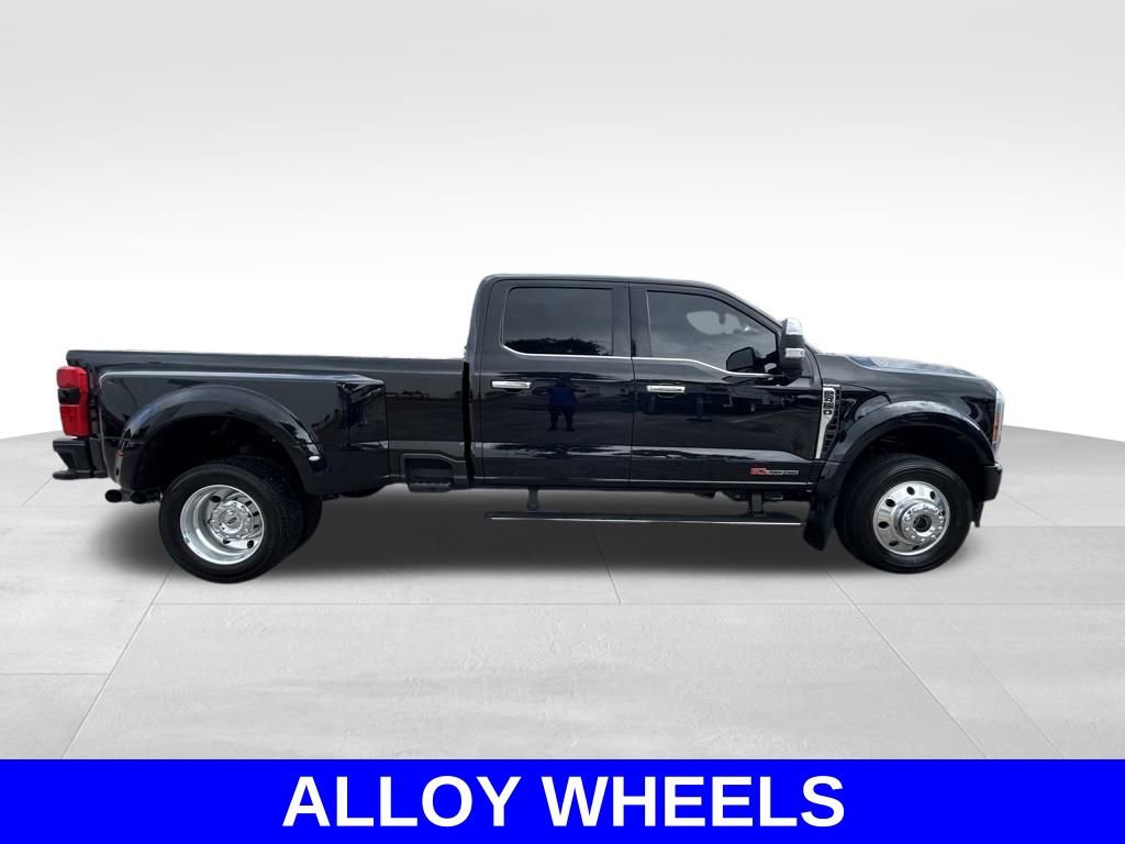 Used 2023 Ford F450 Platinum w/ FX4 Off-Road Package image 3