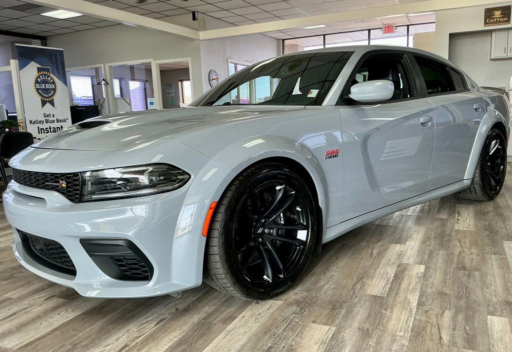 Used 2022 Dodge Charger Scat Pack RWD image 5