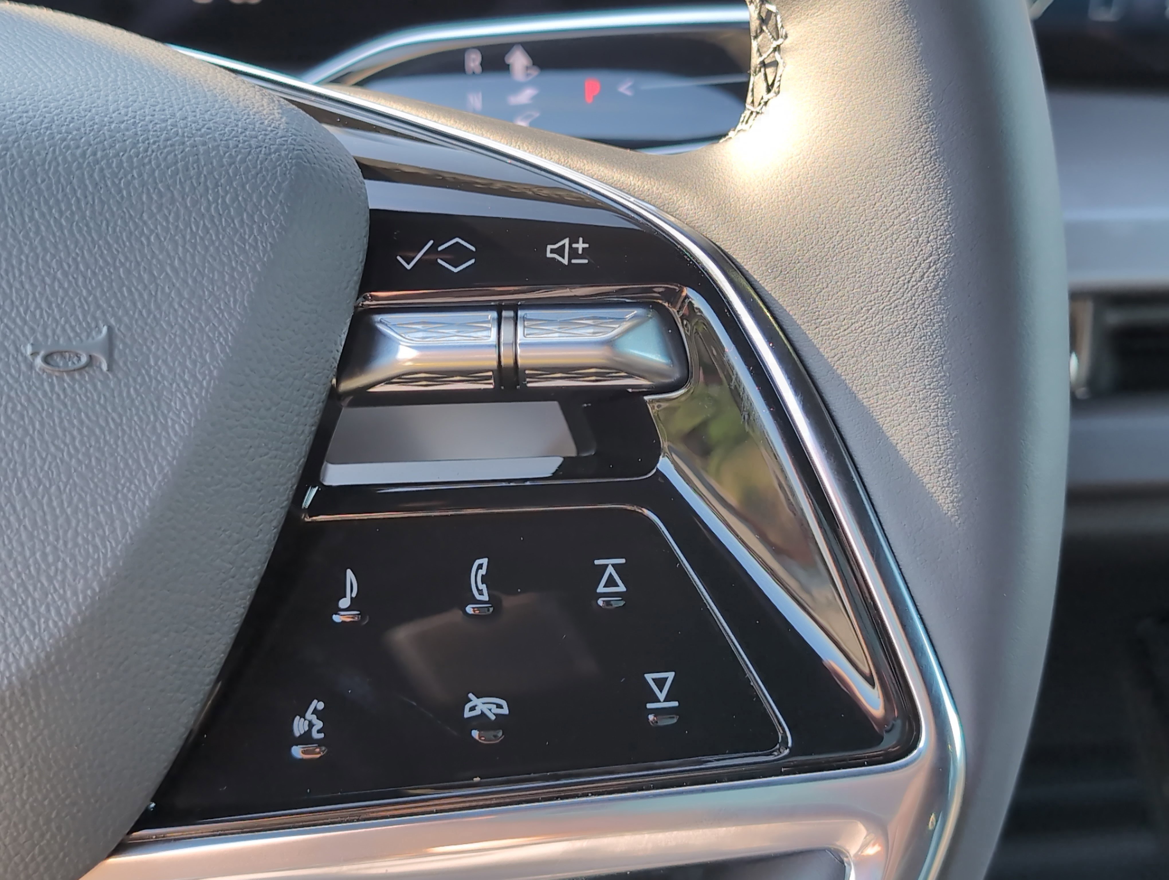 New 2026 Cadillac Vistiq Luxury image 22
