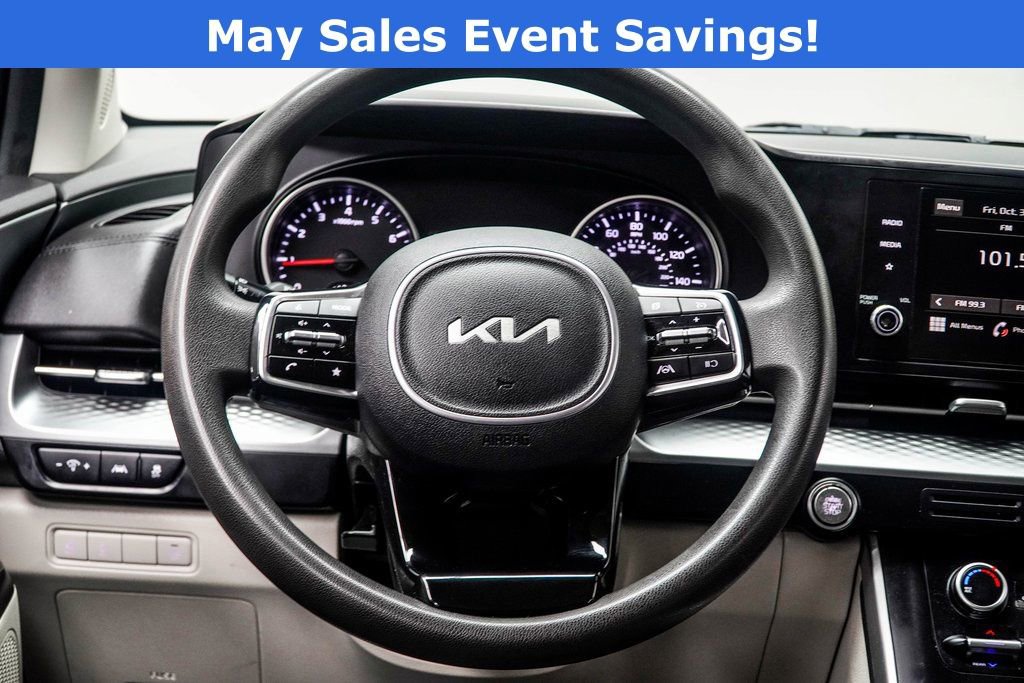 Used 2024 Kia Carnival LX FWD image 15