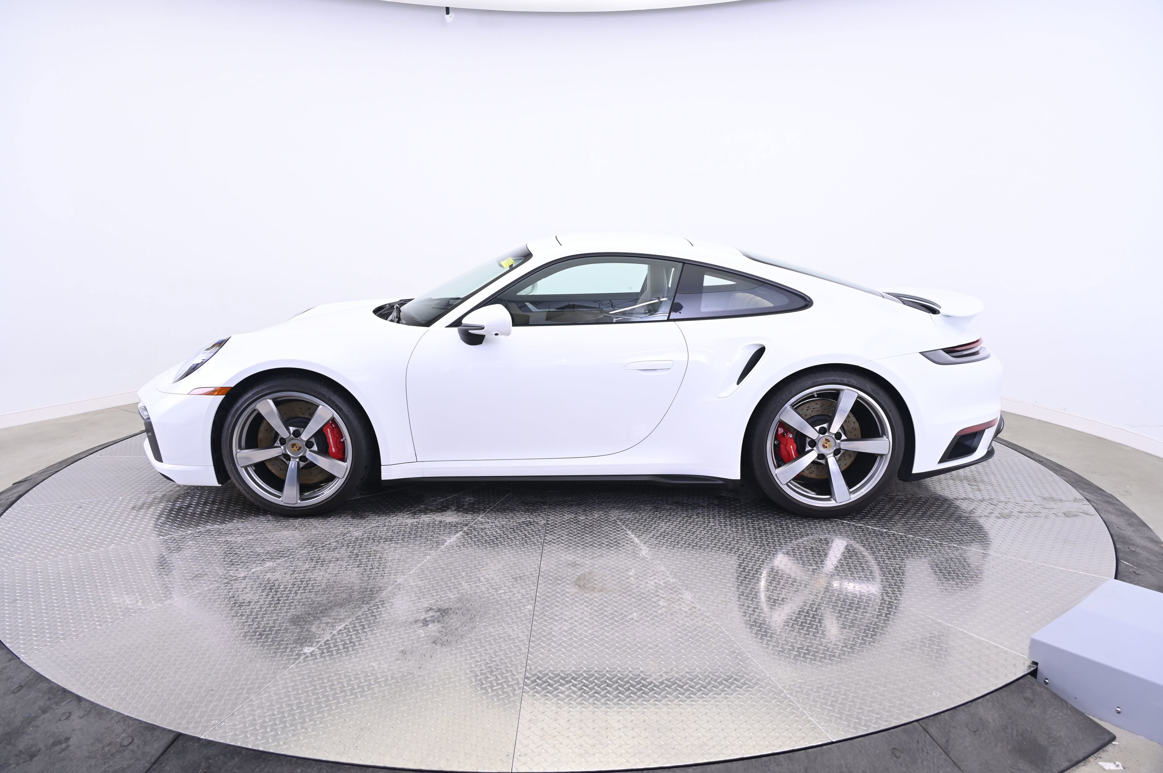 Certified 2024 Porsche 911 Turbo image 2