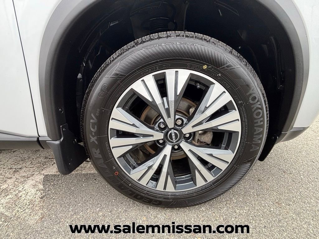 Certified 2023 Nissan Rogue SV w/ SV Premium B Package image 20