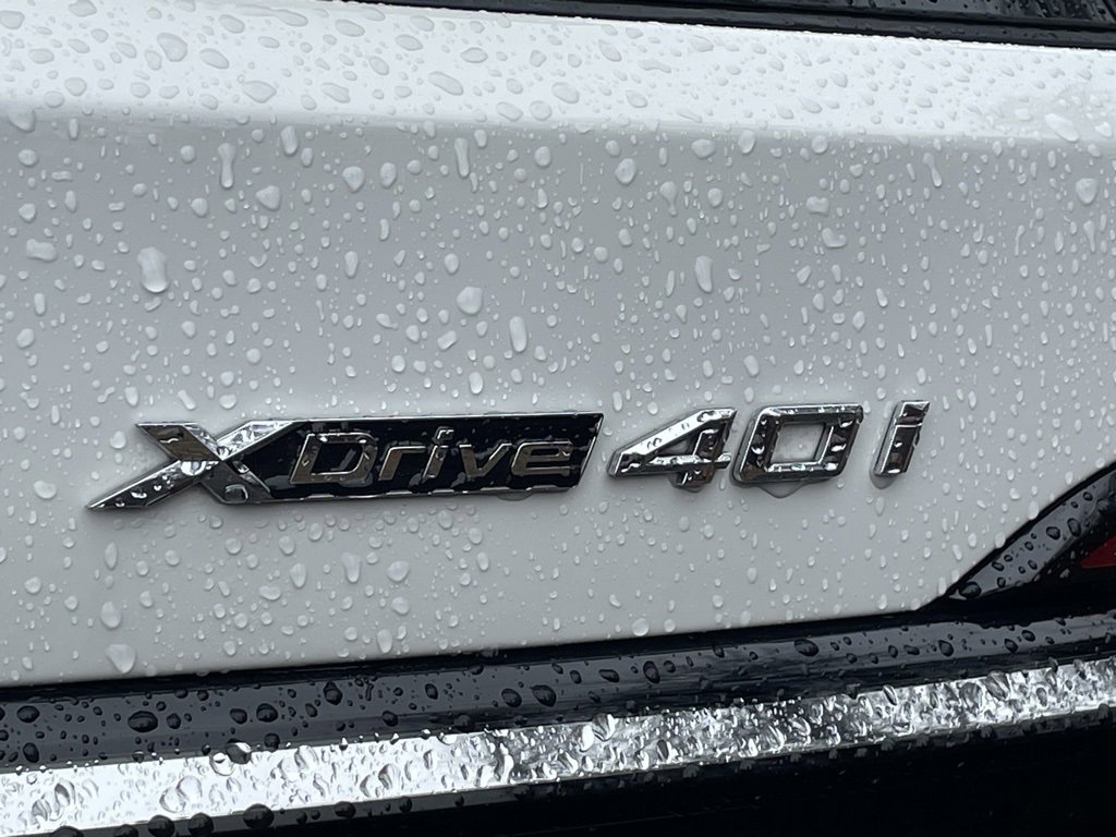 Used 2025 BMW X7 xDrive40i w/ M Sport Package image 30