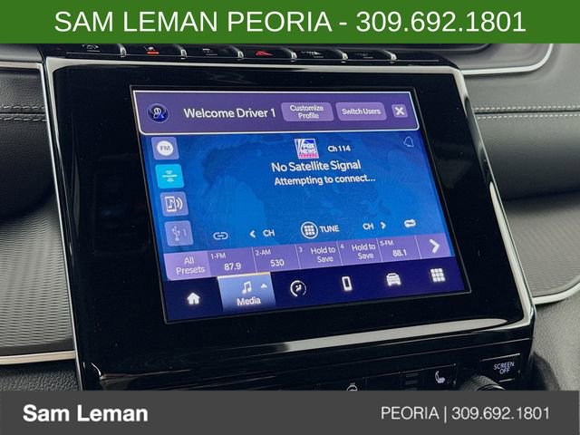 New 2025 Jeep Grand Cherokee Altitude image 14