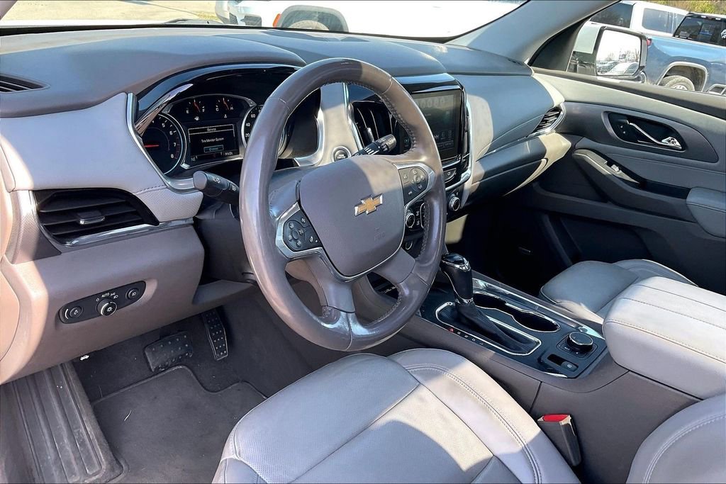 Used 2018 Chevrolet Traverse Premier w/ Driver Confidence II Package image 12