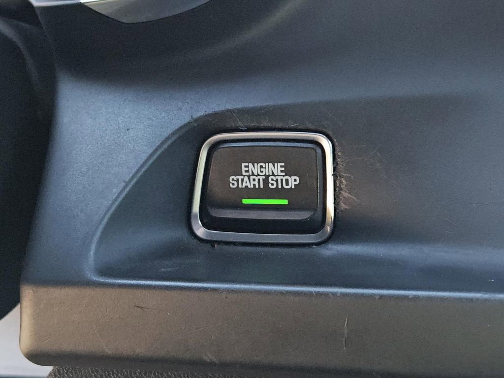 Used 2021 Chevrolet Camaro LT image 13