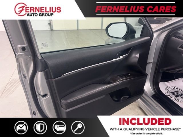 Used 2021 Toyota Camry XSE w/ Cold Weather Package image 13