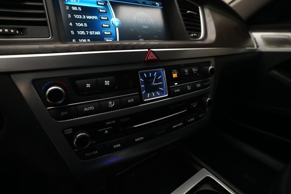 Used 2018 Genesis G80 5.0 Ultimate AWD/4WD image 21
