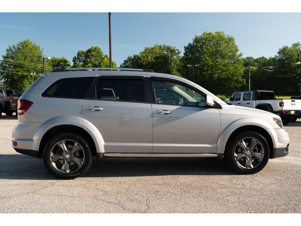 Used 2015 Dodge Journey Crossroad w/ Flexible Seating Group FWD image 9