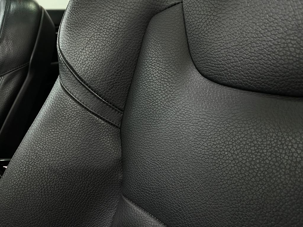 Used 2019 Volvo XC90 T5 Momentum w/ Protection Package Premier image 19