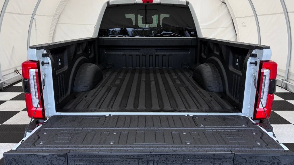 New 2026 Ford F250 Platinum AWD/4WD image 4