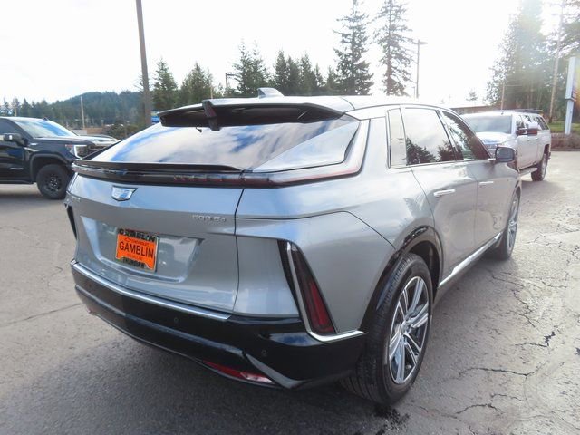 Used 2024 Cadillac Lyriq Luxury image 8