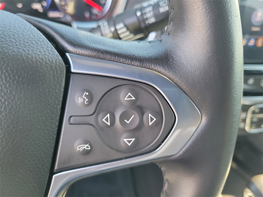 Certified 2022 Chevrolet Traverse Premier w/ Redline Edition image 6