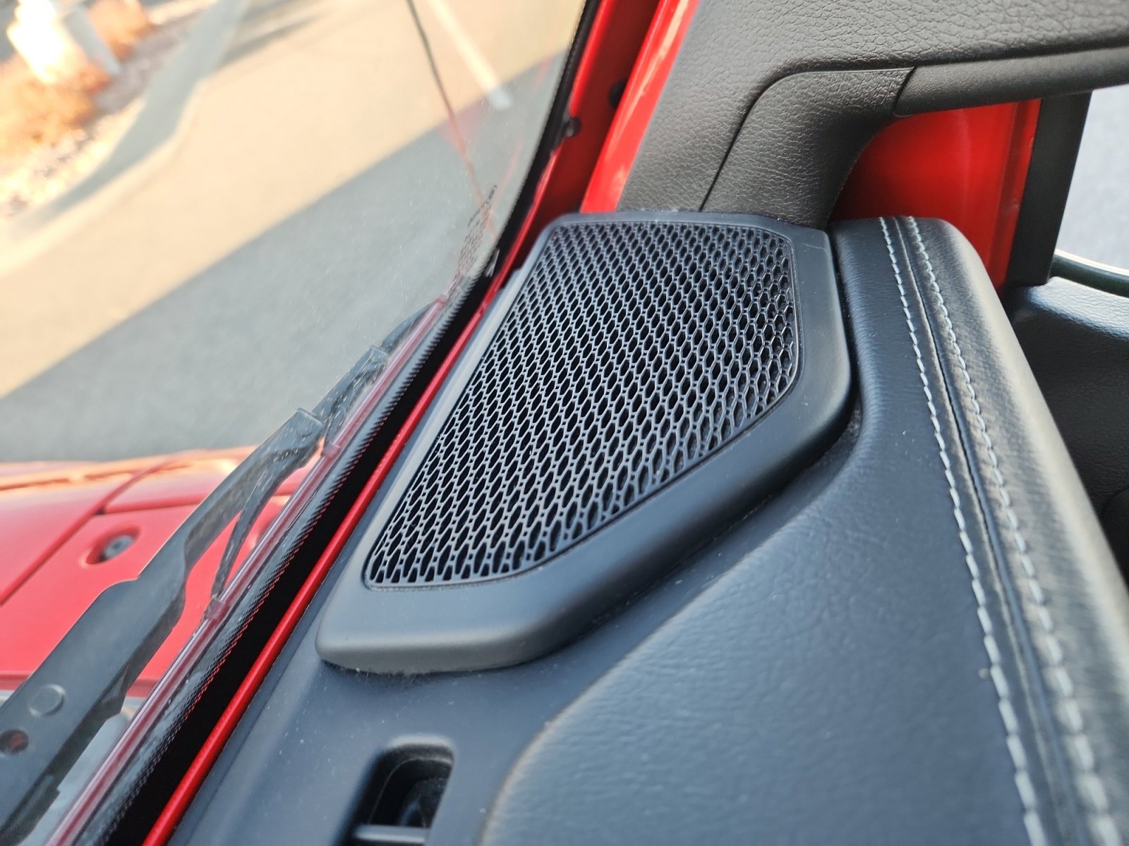 Used 2019 Jeep Wrangler Unlimited Sahara w/ Quick Order Package 24M Moab image 28