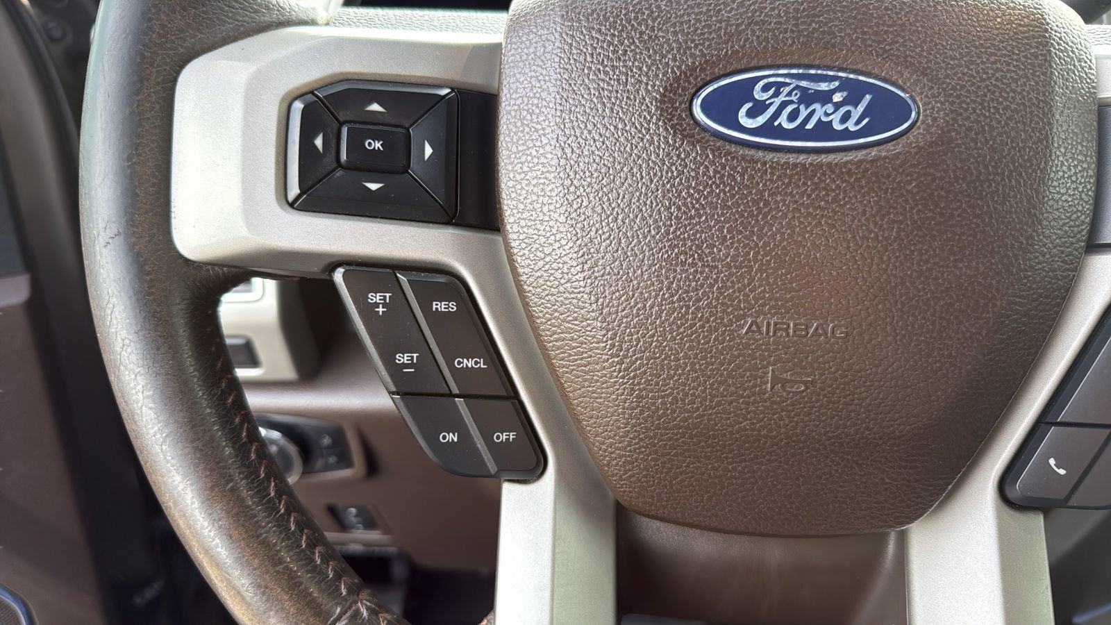 Used 2019 Ford F250 King Ranch w/ King Ranch Ultimate Package AWD/4WD image 16