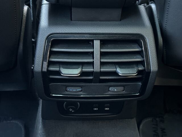 Used 2021 Audi Q3 2.0T Premium Plus w/ Premium Plus Package image 16