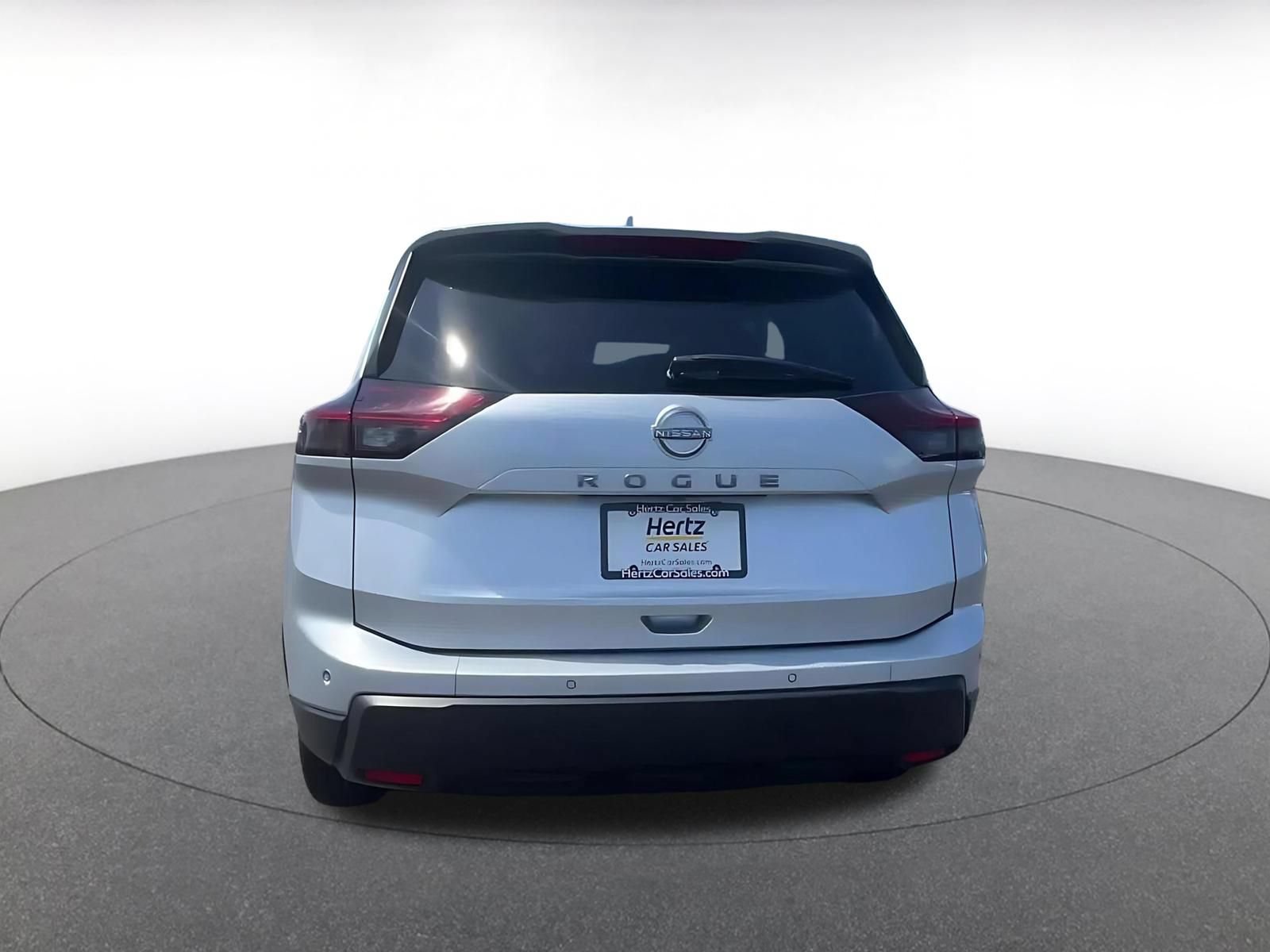 Used 2025 Nissan Rogue SV FWD image 12