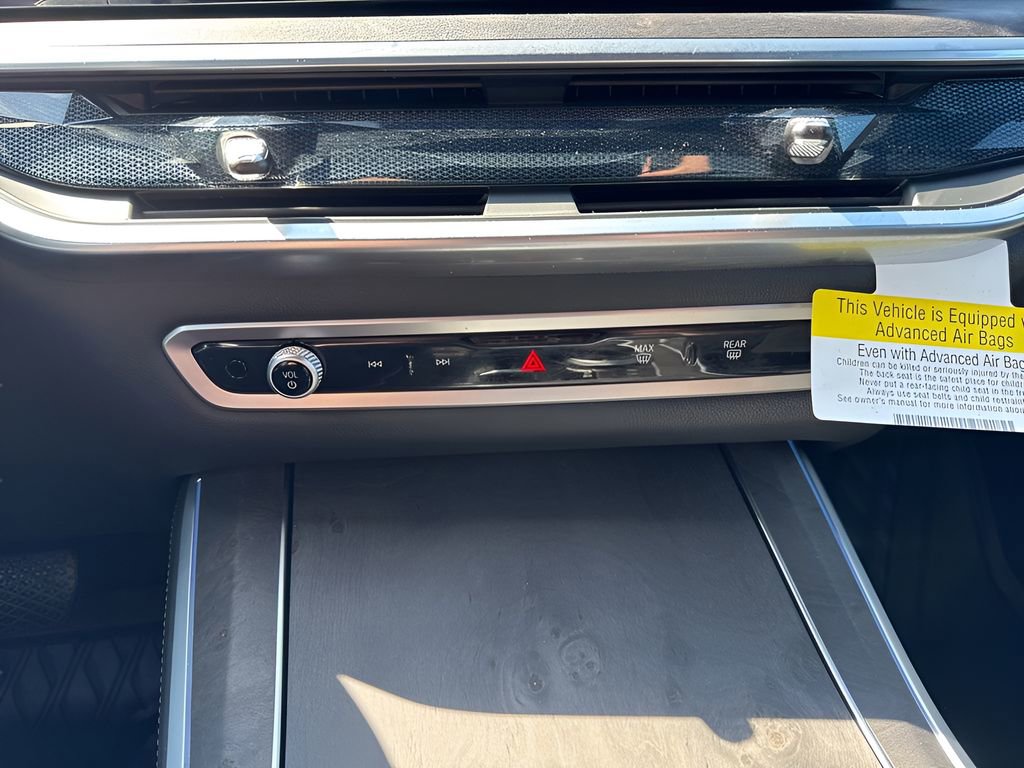 Used 2026 BMW X5 xDrive40i AWD/4WD image 23