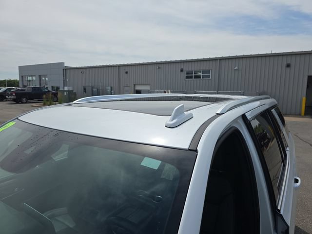 Used 2023 Chevrolet Tahoe LT w/ LT Signature Package AWD/4WD image 12