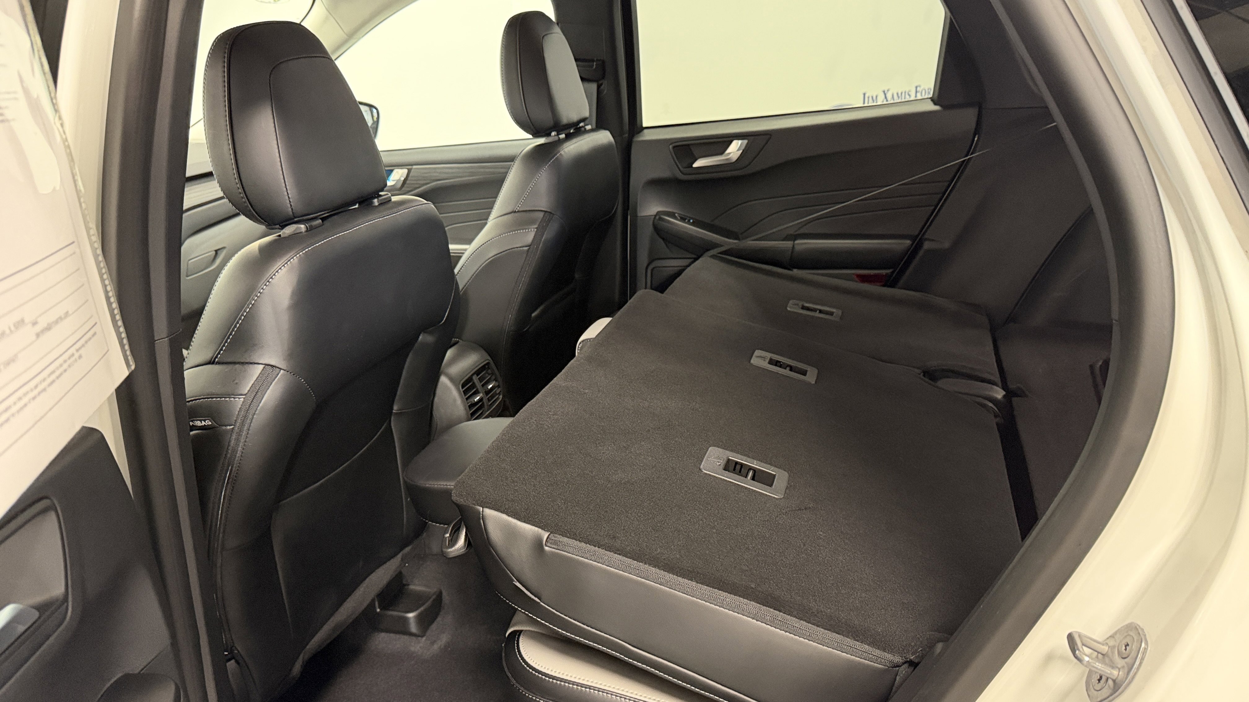 Used 2023 Ford Escape Platinum image 26