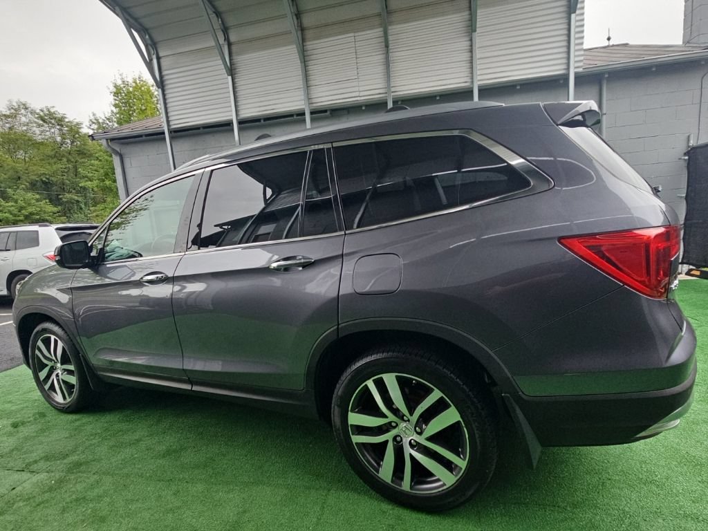 Used 2016 Honda Pilot Touring image 6